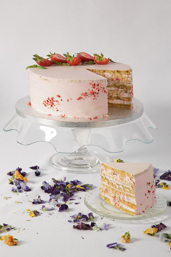 Braškiu ir baziliko tortas (veganiškas)