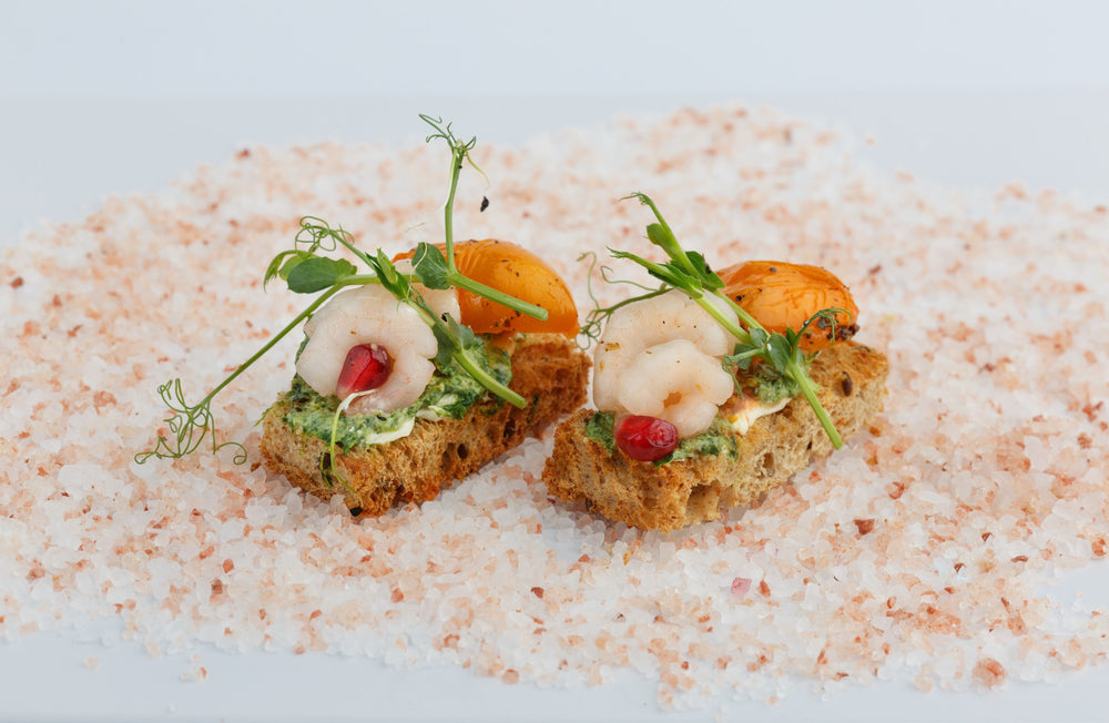 Sumuštinukas su krevėte ir marinuota parika